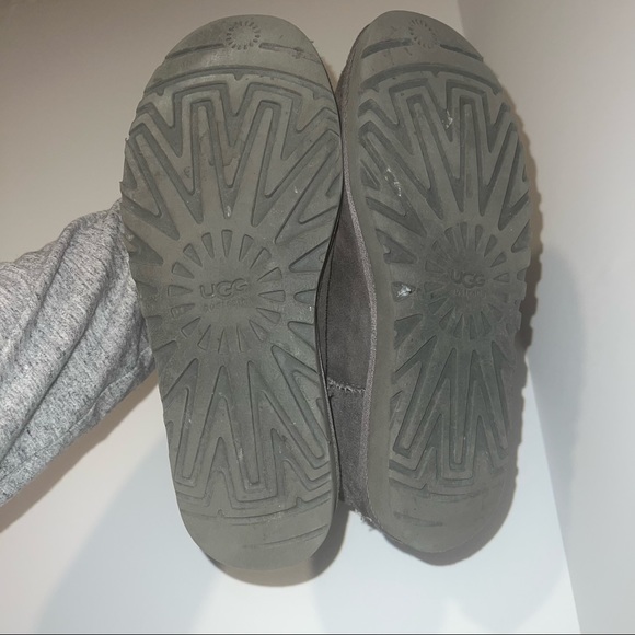Beautiful gray Ugg Boots size 8 - Picture 7 of 11